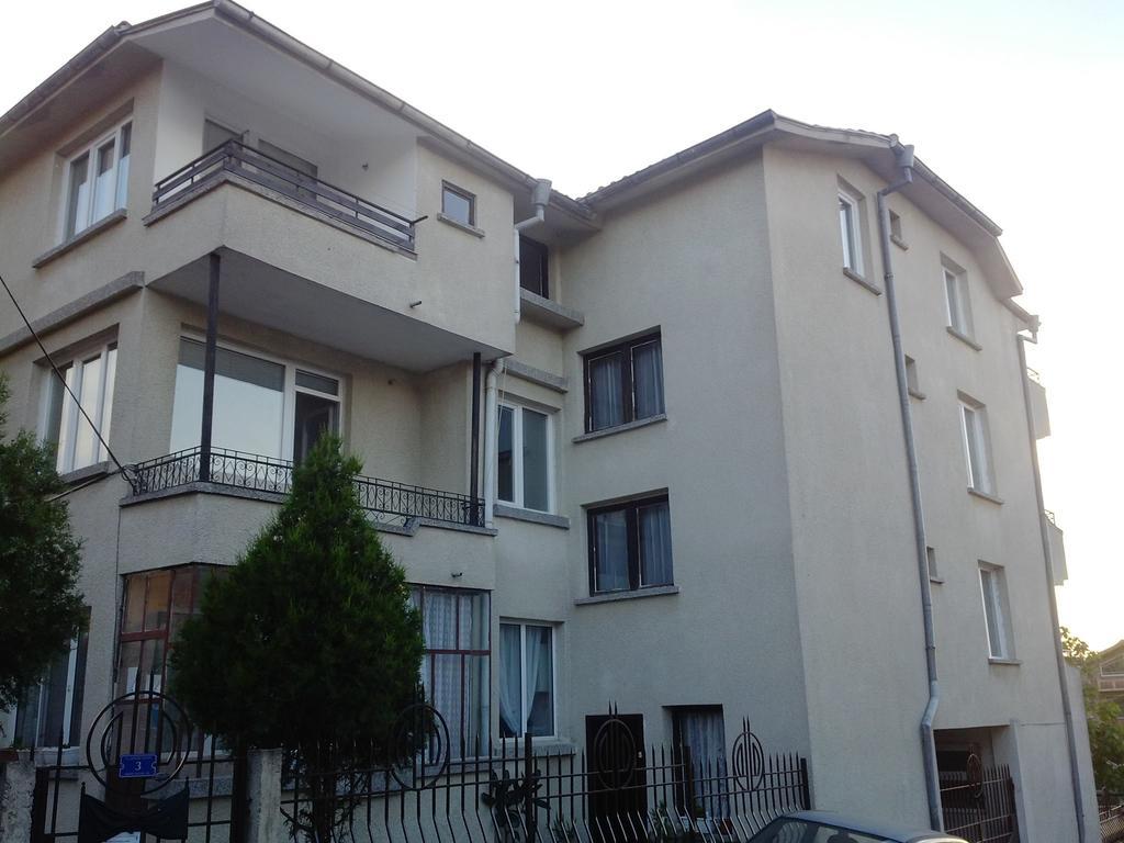 Apartment Elvira เชอร์โนโมเรทส์ ภายนอก รูปภาพ